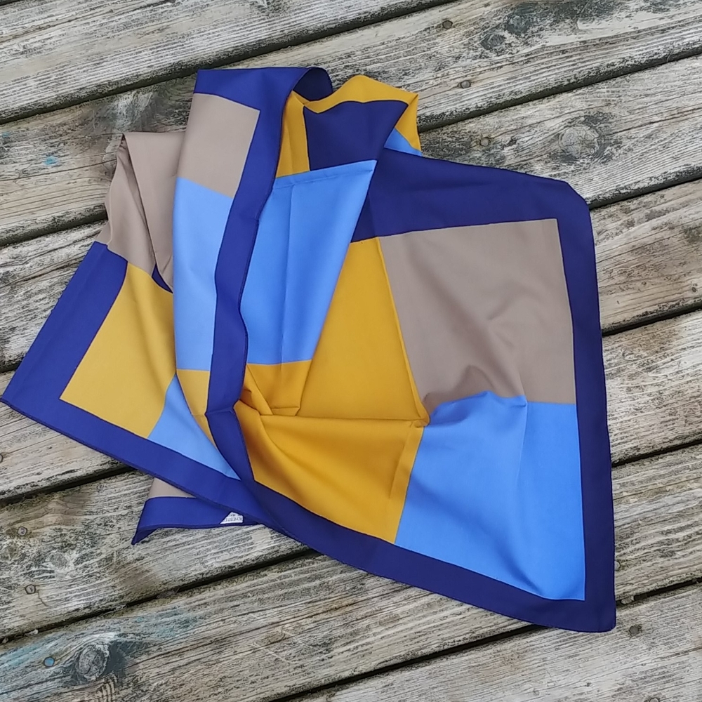 🌾3/$50🌾 Italian colour block scarf
